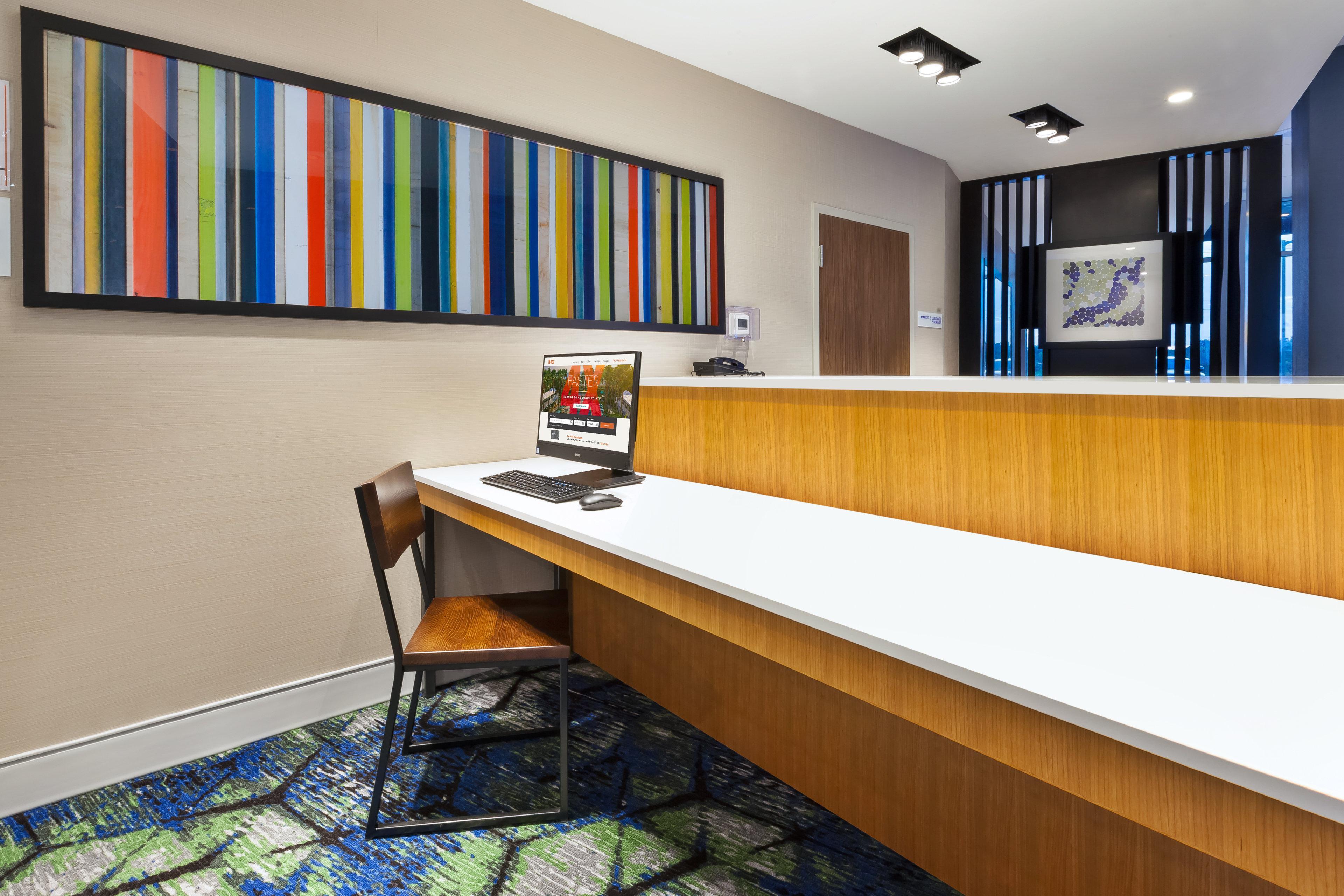 Holiday Inn Express & Suites - Cedar Springs - Grand Rapids N By Ihg Екстериор снимка