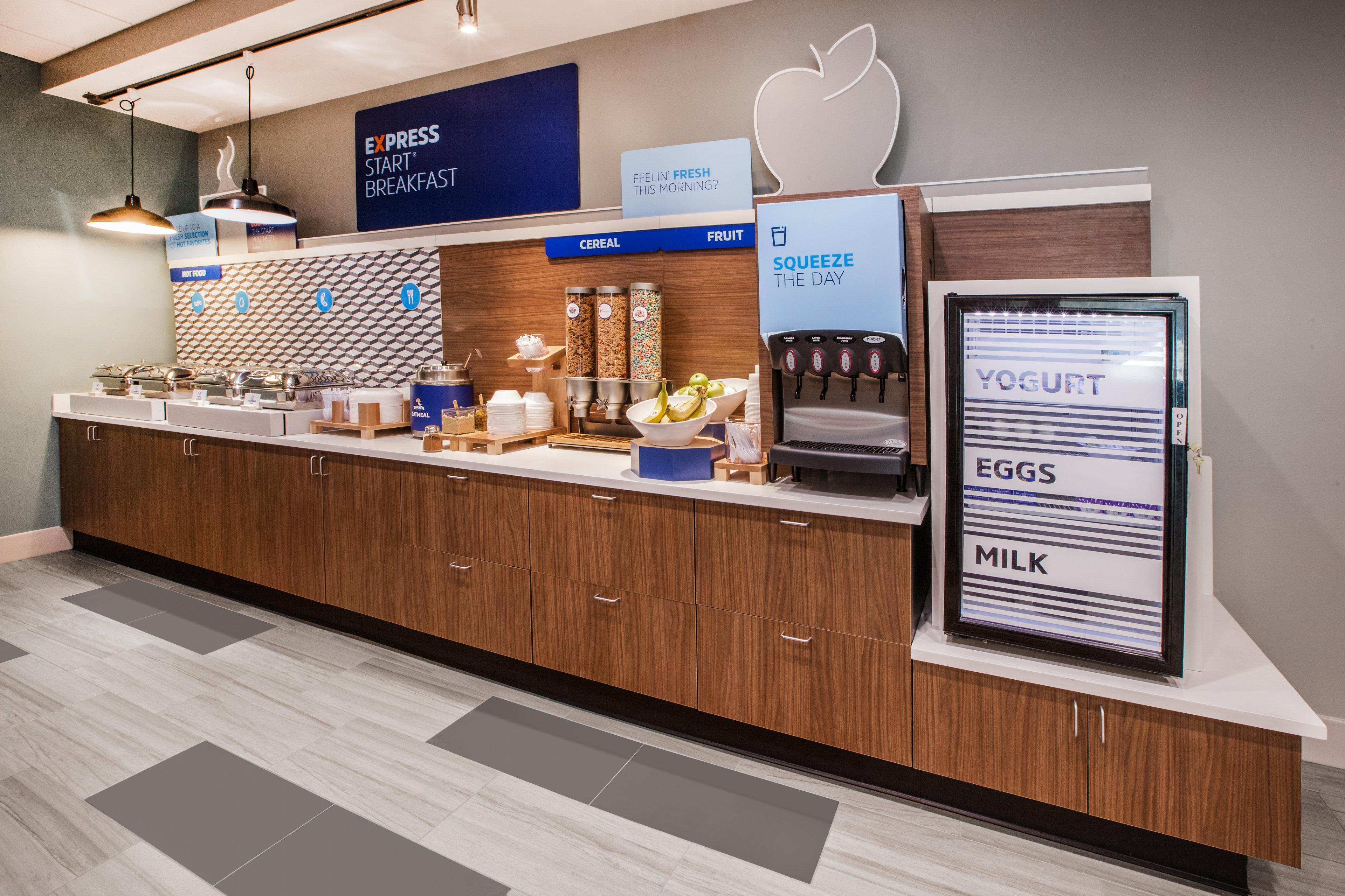 Holiday Inn Express & Suites - Cedar Springs - Grand Rapids N By Ihg Екстериор снимка